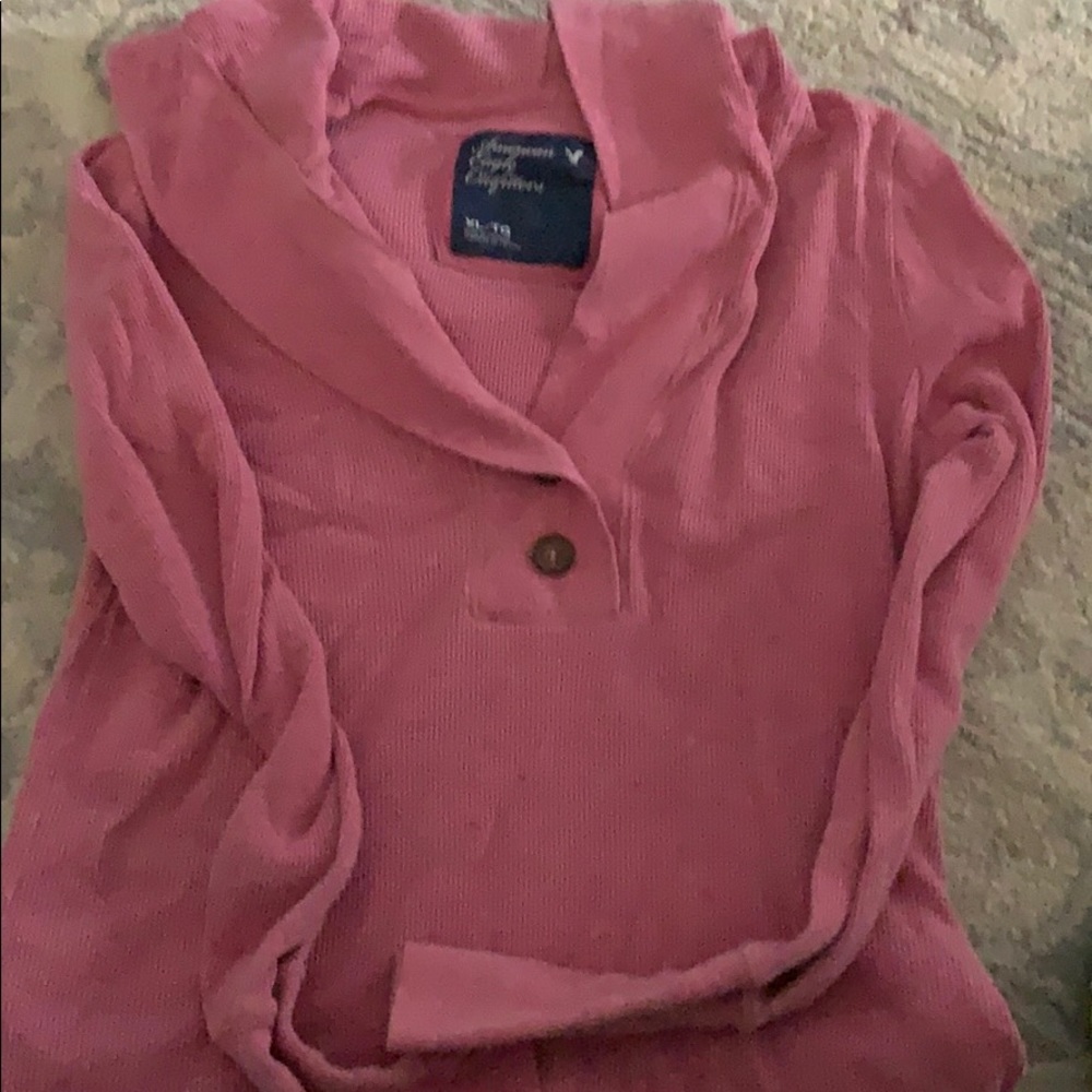 American Eagle top